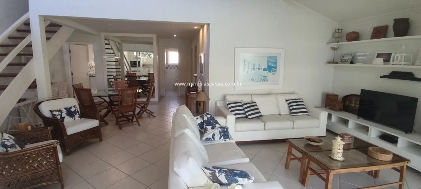 Foto 3 de Casa de Condomínio com 4 quartos à venda, 120m2 em Sao Sebastiao - SP