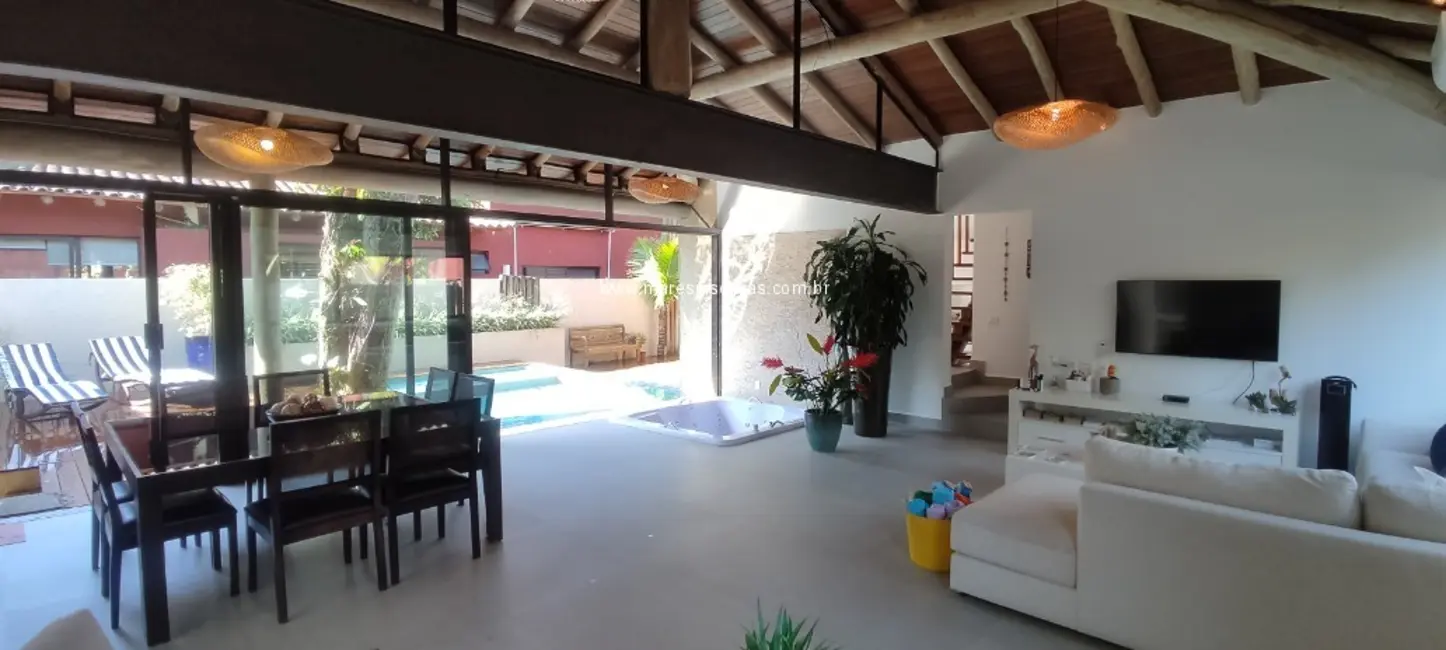 Foto 2 de Casa de Condomínio com 4 quartos à venda, 280m2 em Sao Sebastiao - SP