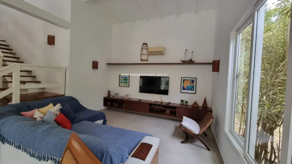 Foto 4 de Casa de Condomínio com 4 quartos para alugar, 250m2 em Sao Sebastiao - SP