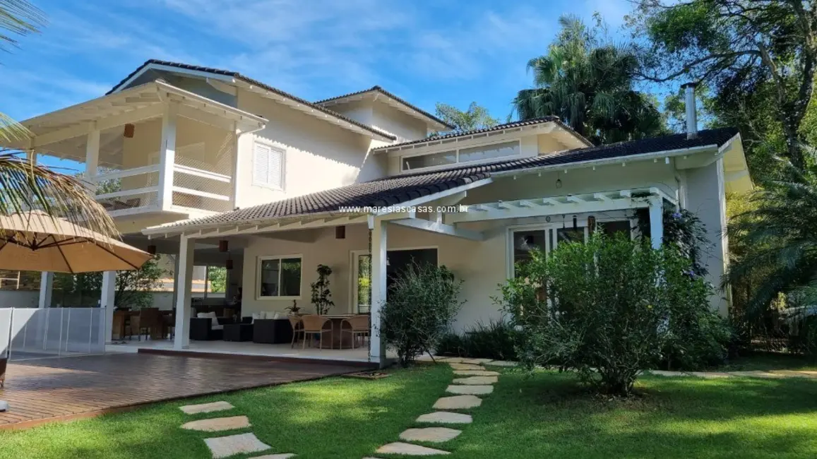 Foto 8 de Casa de Condomínio com 4 quartos para alugar, 250m2 em Sao Sebastiao - SP
