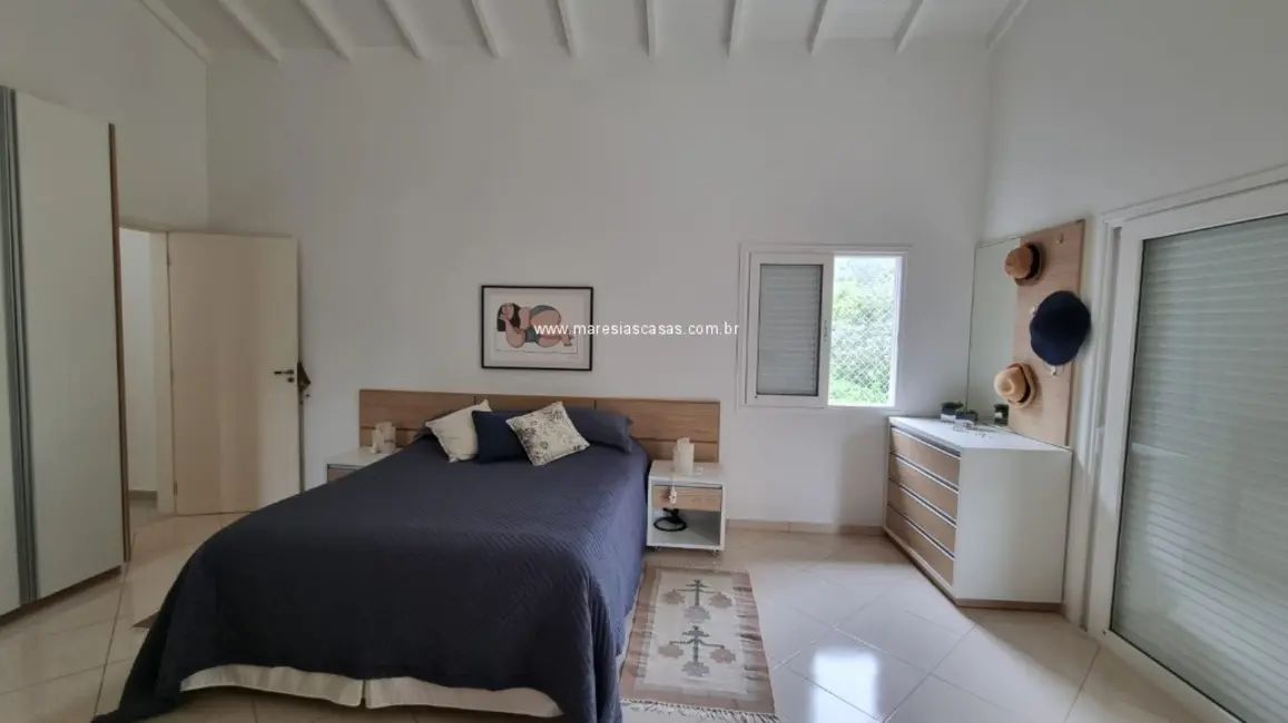 Foto 6 de Casa de Condomínio com 4 quartos para alugar, 250m2 em Sao Sebastiao - SP