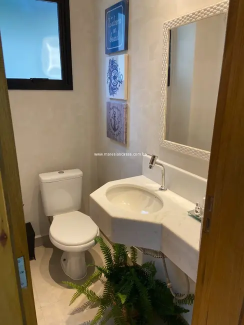 Foto 4 de Casa de Condomínio com 3 quartos à venda, 120m2 em Sao Sebastiao - SP