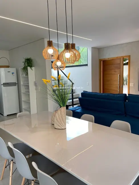 Foto 8 de Casa de Condomínio com 3 quartos à venda, 120m2 em Sao Sebastiao - SP