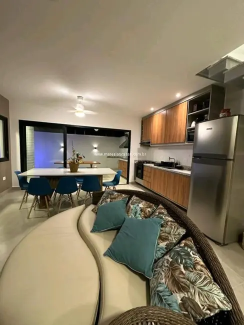 Foto 5 de Casa de Condomínio com 3 quartos à venda, 120m2 em Sao Sebastiao - SP