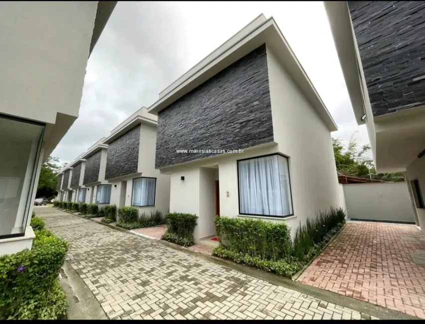 Foto 2 de Casa de Condomínio com 3 quartos à venda, 120m2 em Sao Sebastiao - SP