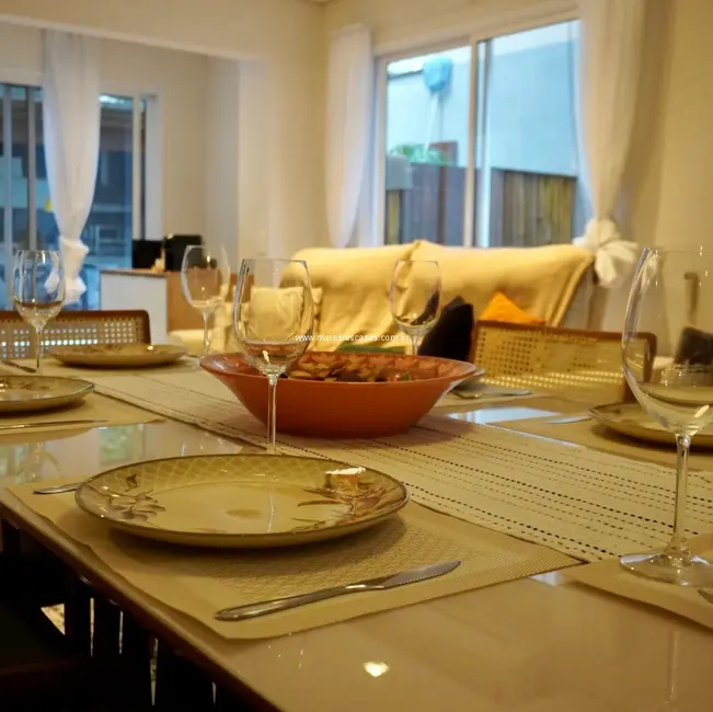 Foto 7 de Casa de Condomínio com 2 quartos à venda, 140m2 em Sao Sebastiao - SP