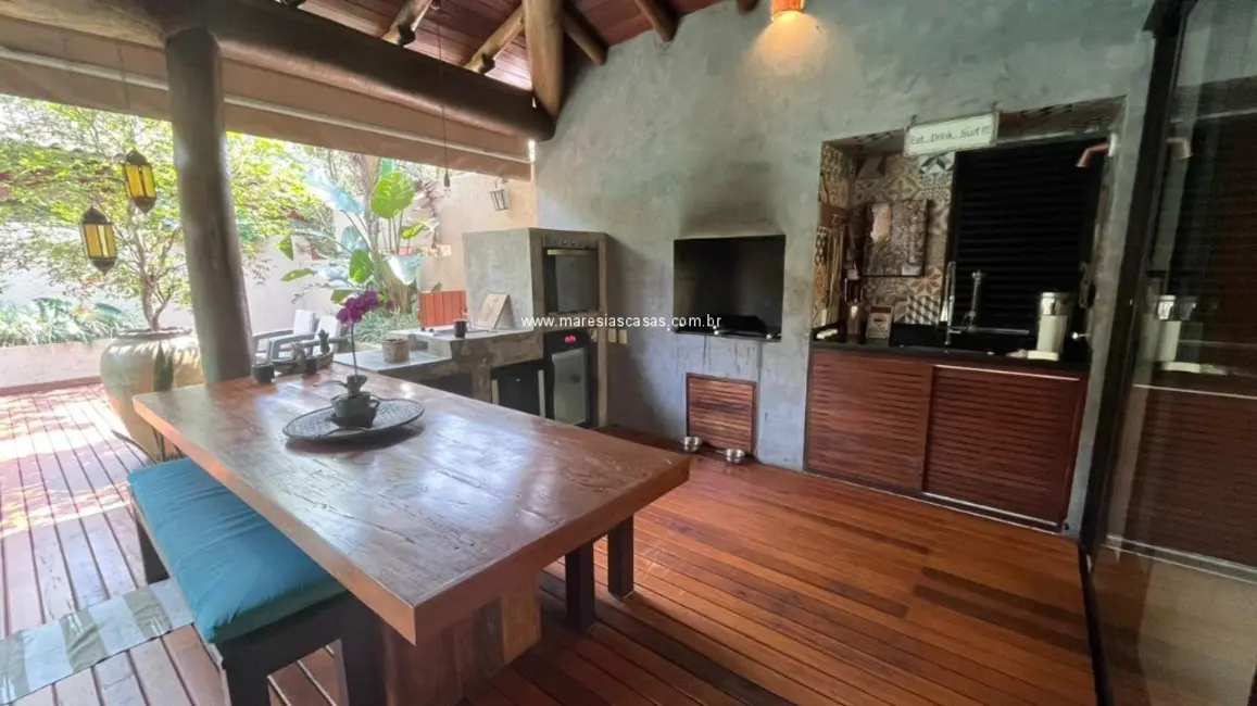 Foto 6 de Casa de Condomínio com 4 quartos à venda, 220m2 em Sao Sebastiao - SP