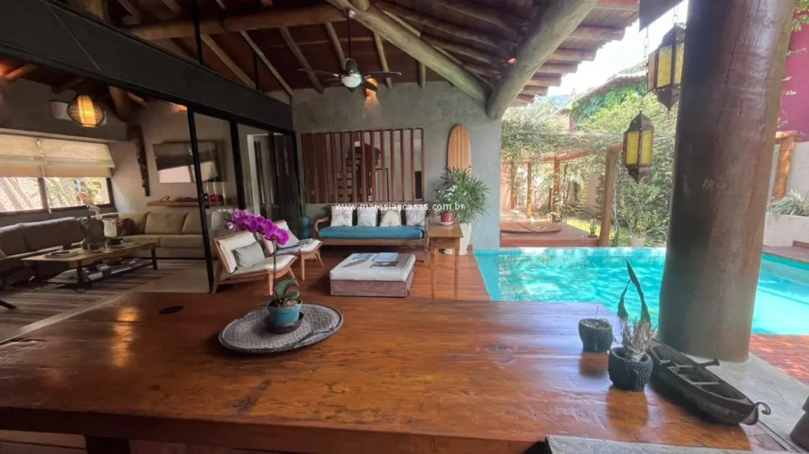 Foto 3 de Casa de Condomínio com 4 quartos à venda, 220m2 em Sao Sebastiao - SP