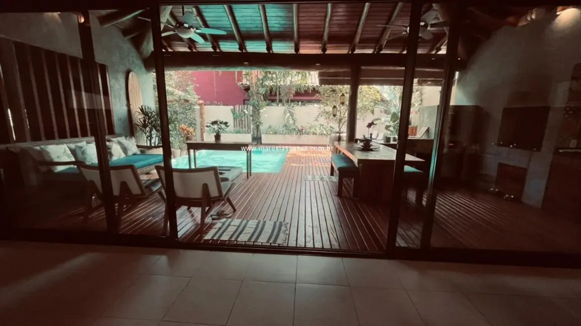 Foto 7 de Casa de Condomínio com 4 quartos à venda, 220m2 em Sao Sebastiao - SP