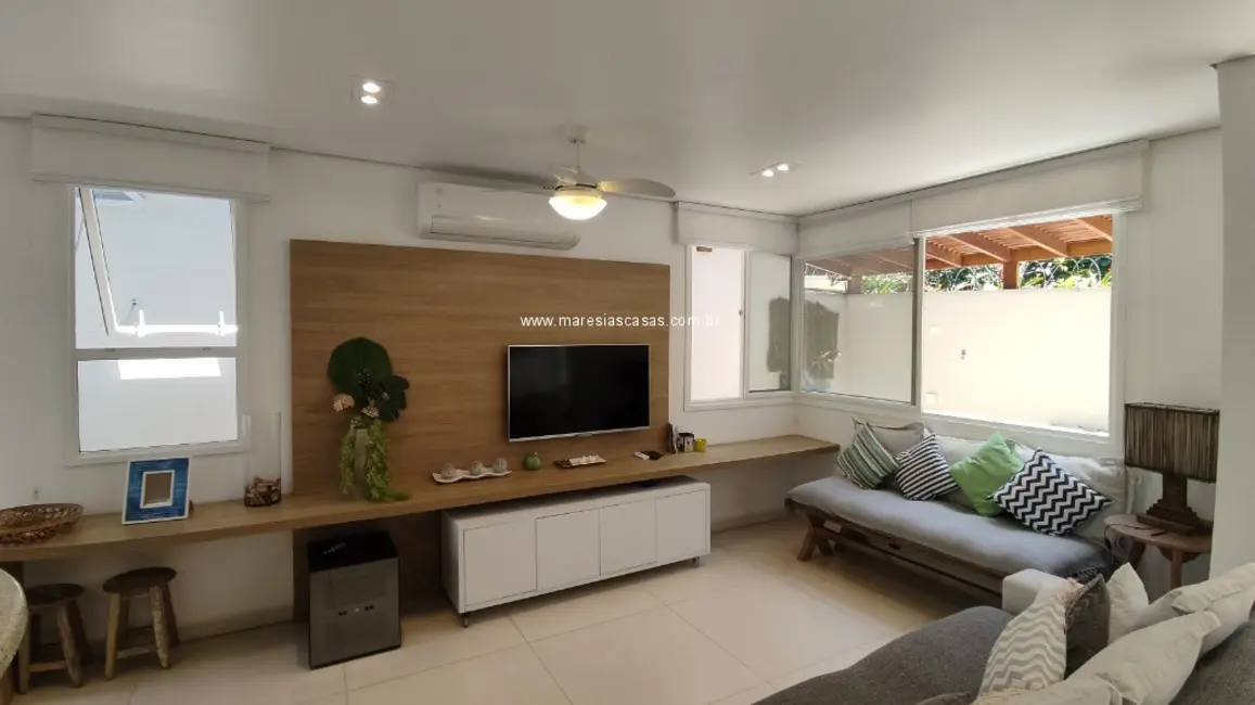 Foto 4 de Casa de Condomínio com 5 quartos à venda, 160m2 em Sao Sebastiao - SP