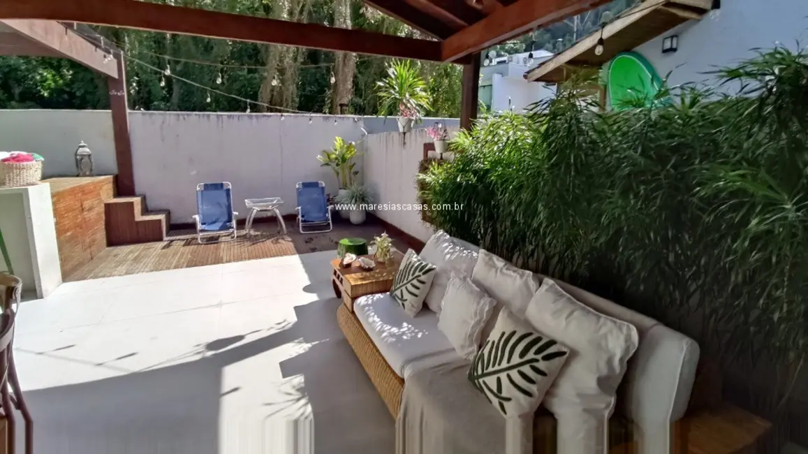 Foto 6 de Casa de Condomínio com 3 quartos à venda, 230m2 em Sao Sebastiao - SP