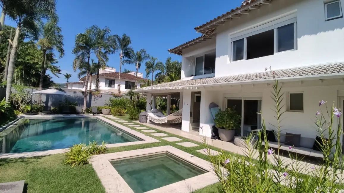 Foto 1 de Casa de Condomínio com 6 quartos à venda, 550m2 em Sao Sebastiao - SP
