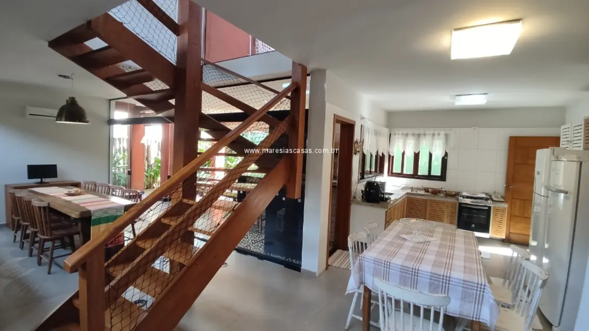 Foto 6 de Casa de Condomínio com 4 quartos à venda, 22m2 em Sao Sebastiao - SP