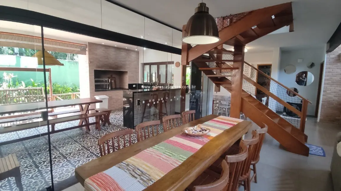 Foto 1 de Casa de Condomínio com 4 quartos à venda, 22m2 em Sao Sebastiao - SP