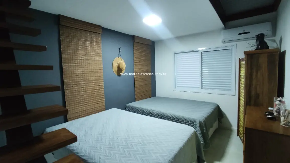 Foto 8 de Casa de Condomínio com 3 quartos à venda, 120m2 em Sao Sebastiao - SP