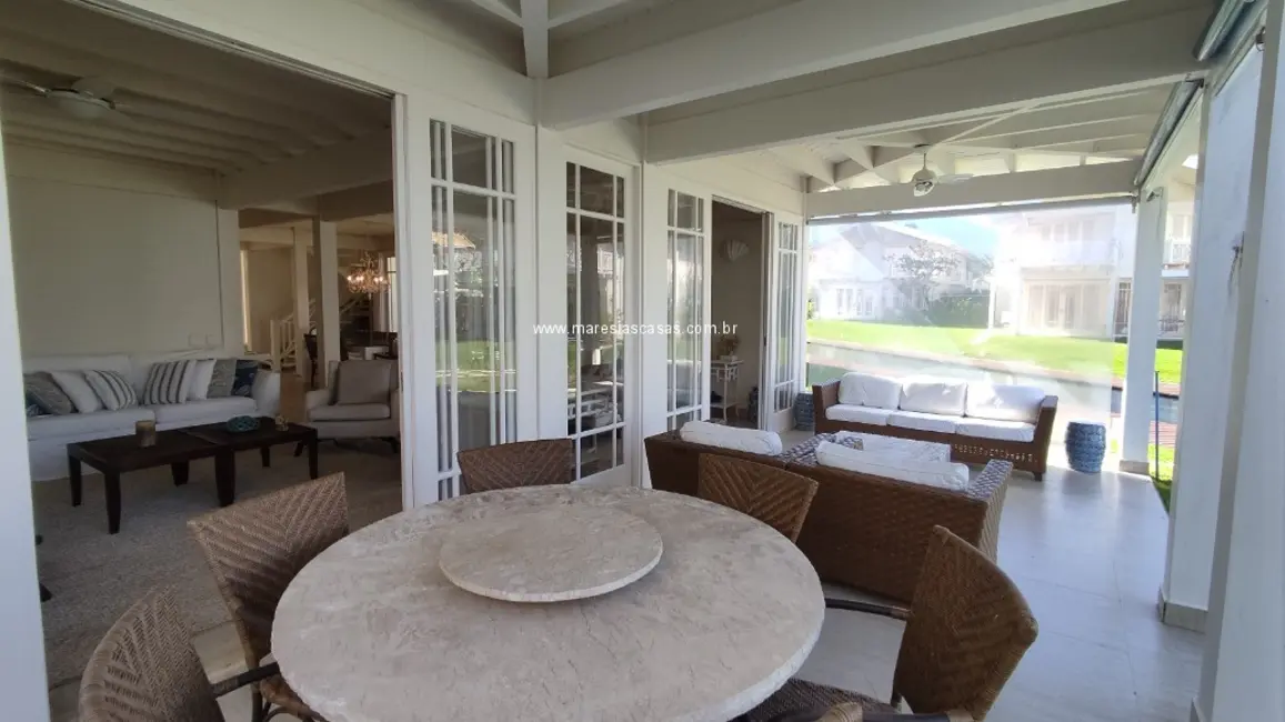 Foto 9 de Casa de Condomínio com 4 quartos à venda, 298m2 em Sao Sebastiao - SP