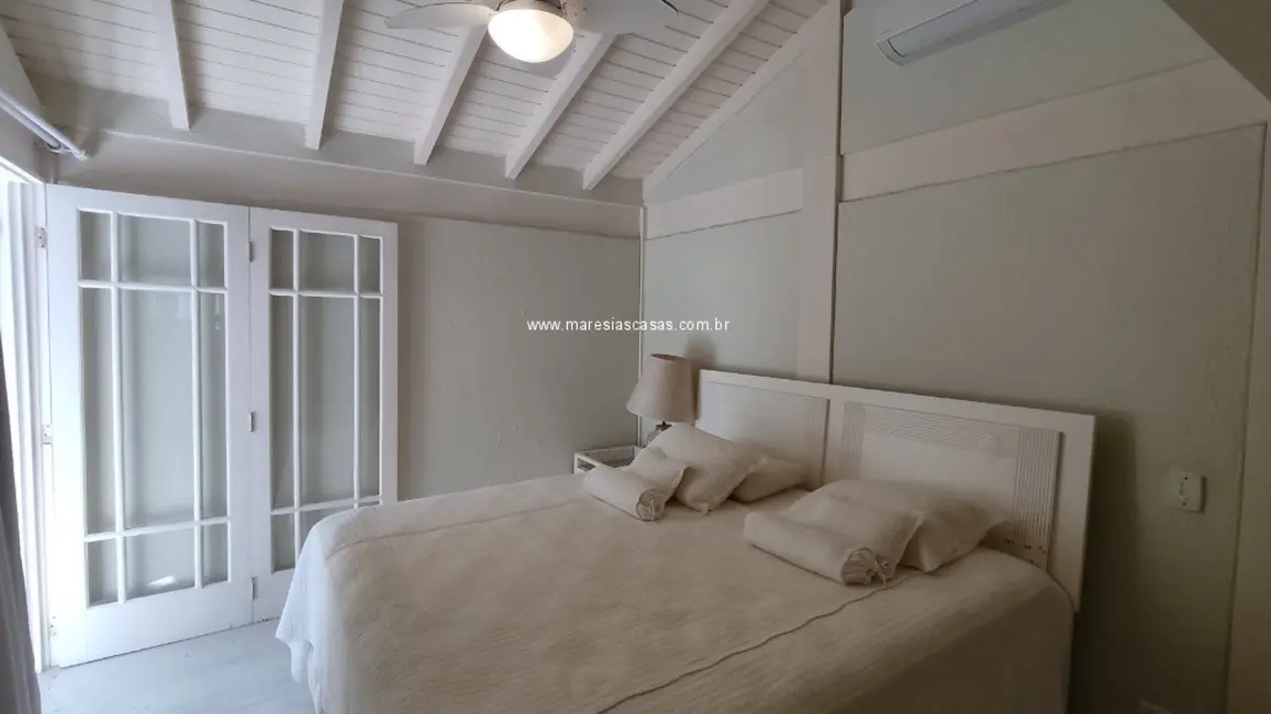 Foto 5 de Casa de Condomínio com 4 quartos à venda, 298m2 em Sao Sebastiao - SP