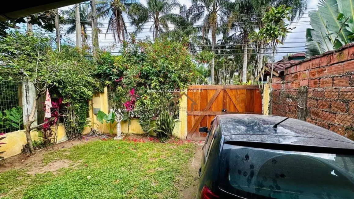 Foto 1 de Casa com 2 quartos à venda, 177m2 em Sao Sebastiao - SP