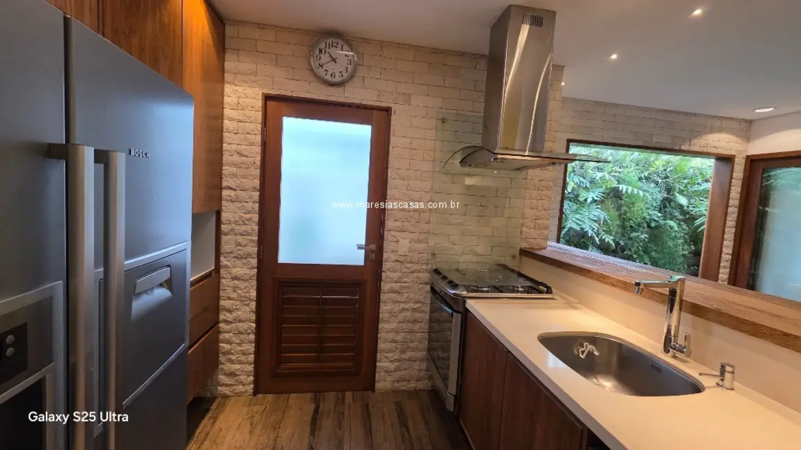 Foto 3 de Casa de Condomínio com 4 quartos à venda, 120m2 em Sao Sebastiao - SP