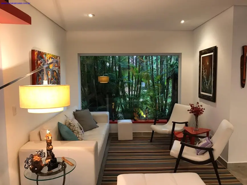 Foto 4 de Casa de Condomínio com 4 quartos à venda, 200m2 em Sao Sebastiao - SP