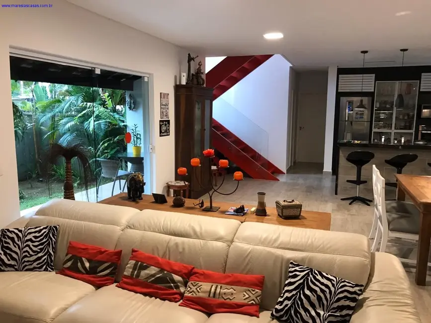 Foto 6 de Casa de Condomínio com 4 quartos à venda, 200m2 em Sao Sebastiao - SP