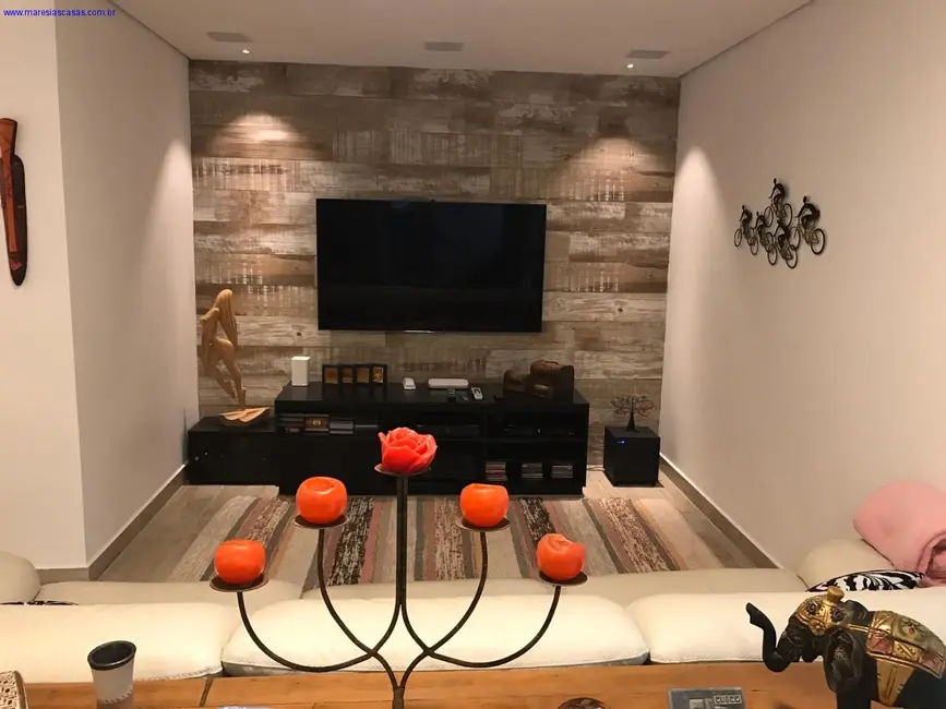 Foto 3 de Casa de Condomínio com 4 quartos à venda, 200m2 em Sao Sebastiao - SP