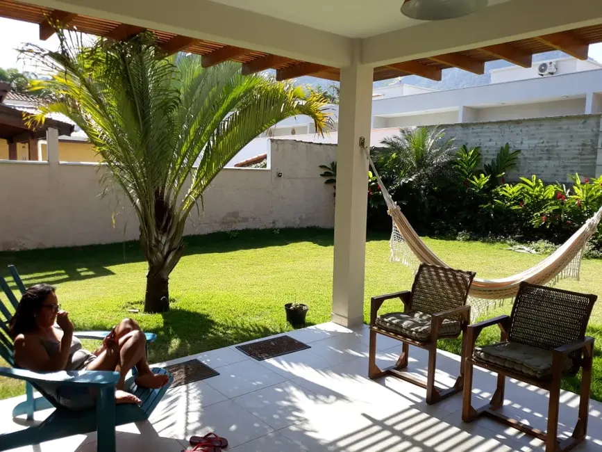 Foto 8 de Casa com 4 quartos para alugar, 200m2 em Sao Sebastiao - SP