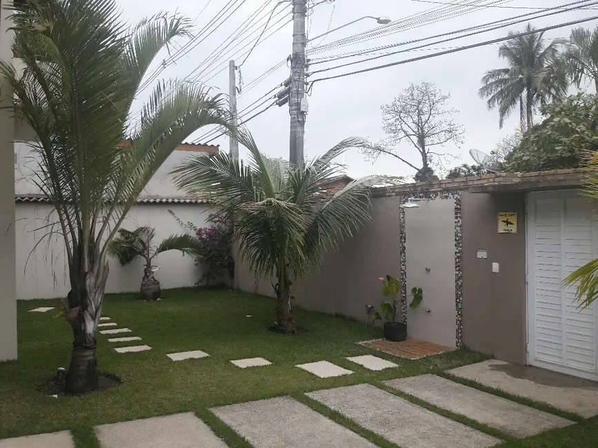 Foto 5 de Casa com 4 quartos para alugar, 200m2 em Sao Sebastiao - SP