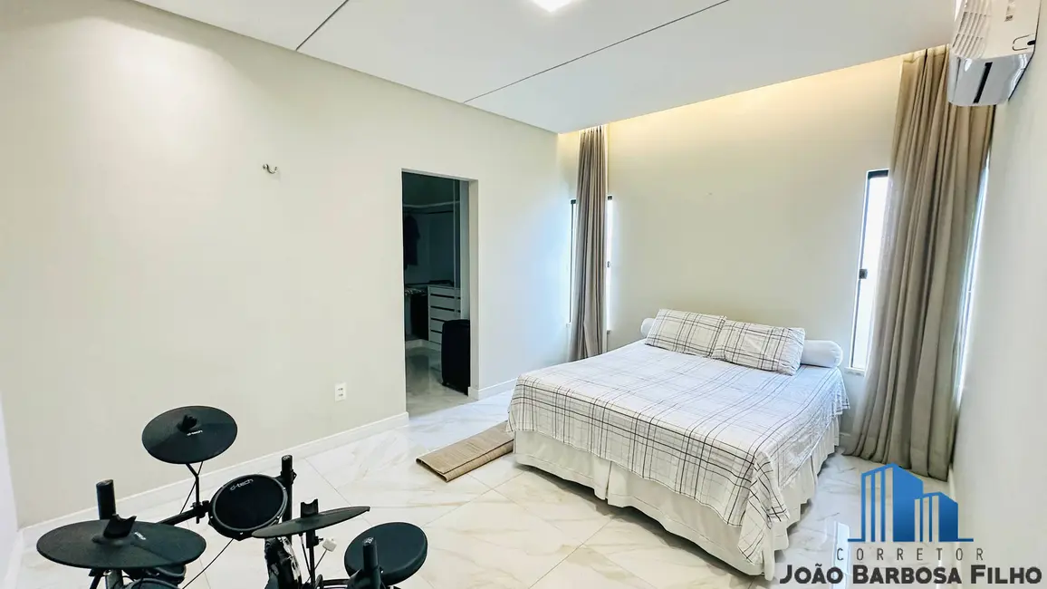 Foto 9 de Casa com 3 quartos à venda, 226m2 em Eusebio - CE