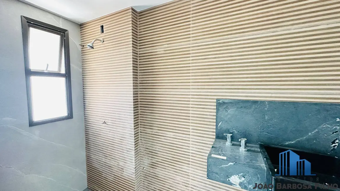Foto 8 de Apartamento à venda em Meireles, Fortaleza - CE