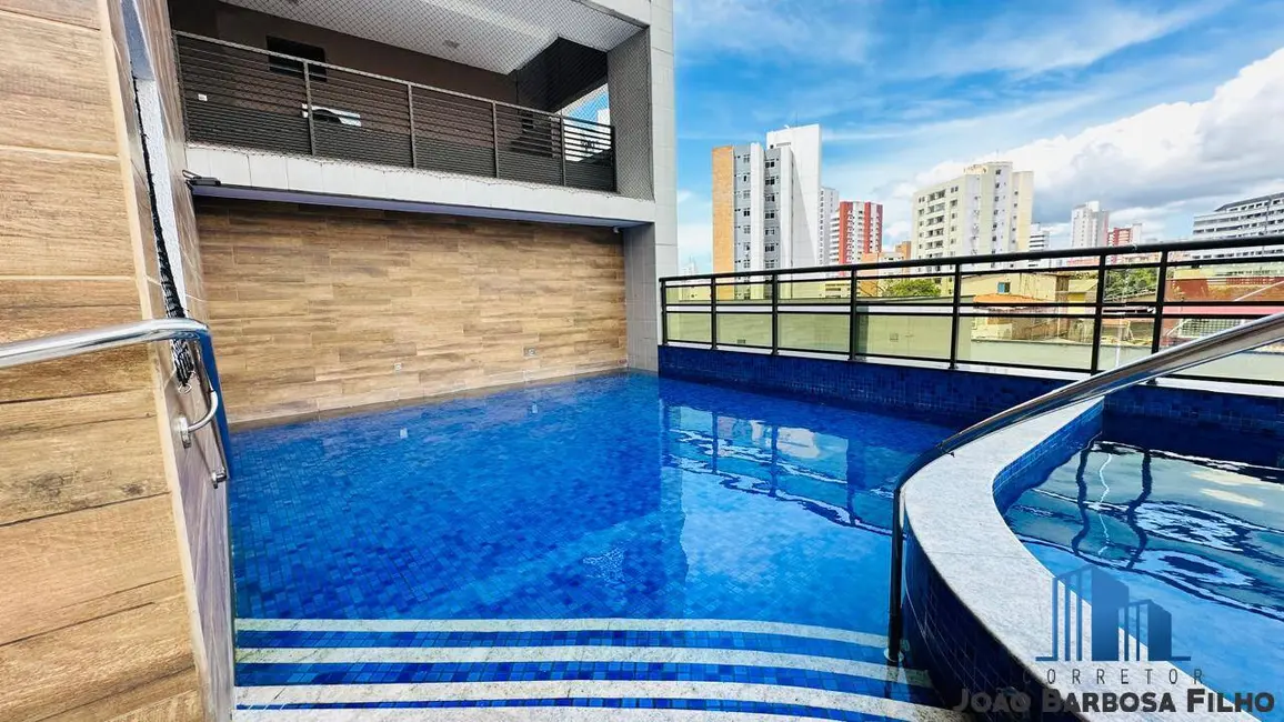 Foto 13 de Apartamento à venda em Meireles, Fortaleza - CE