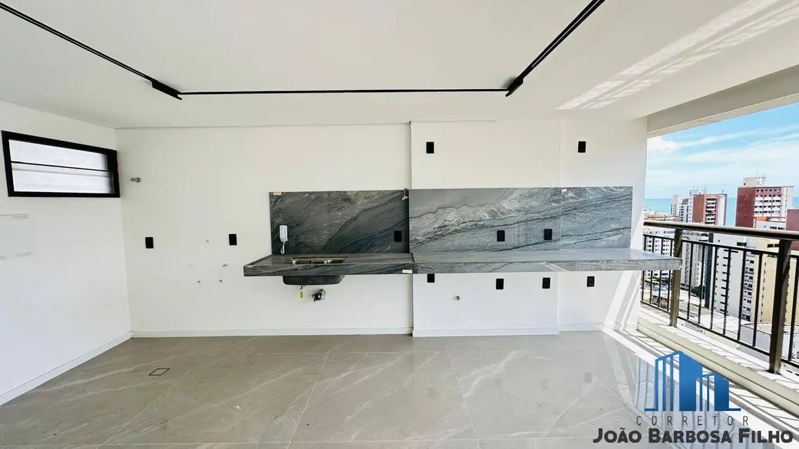 Foto 4 de Apartamento à venda em Meireles, Fortaleza - CE