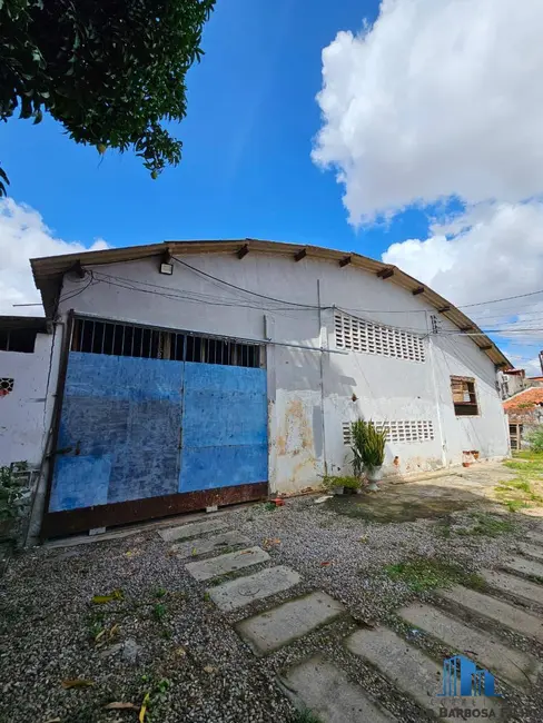 Foto 6 de Terreno / Lote à venda, 1210m2 em Montese, Fortaleza - CE