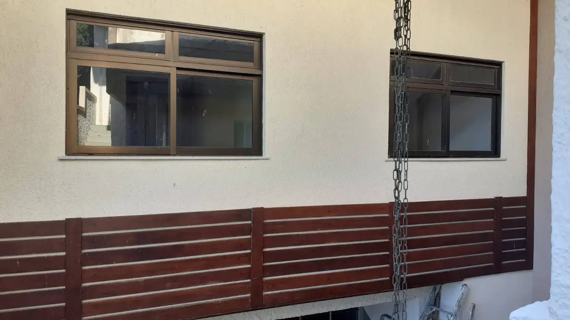 Foto 6 de Casa com 3 quartos à venda, 240m2 em São Mateus, Juiz De Fora - MG