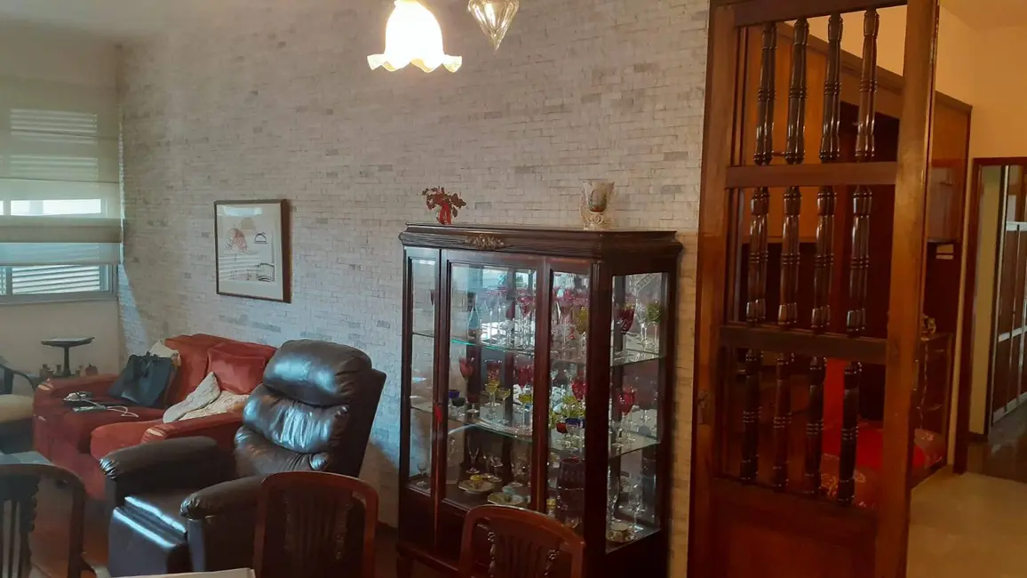 Apartamento com 3 quartos à venda, 187m2 em Centro, Juiz De Fora - MG - imagem 5 Foto 5 de Apartamento com 3 quartos à venda, 187m2 em Centro, Juiz De Fora - MG