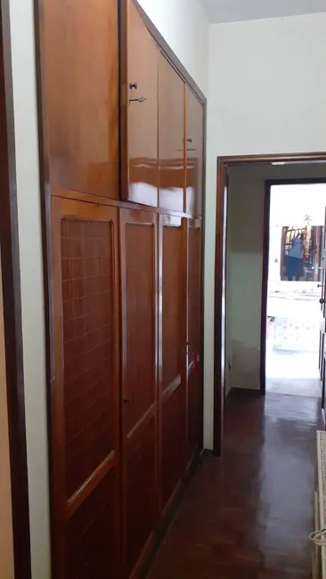 Apartamento com 3 quartos à venda, 187m2 em Centro, Juiz De Fora - MG - imagem 8 Foto 8 de Apartamento com 3 quartos à venda, 187m2 em Centro, Juiz De Fora - MG