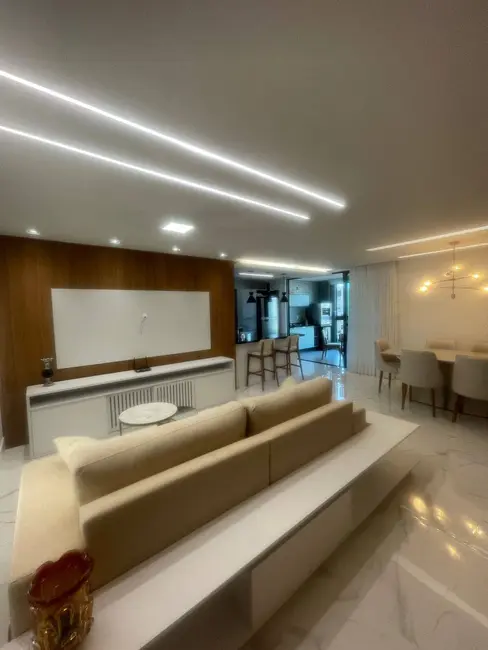 Apartamento com 3 quartos à venda em Juiz De Fora - MG - imagem 2 Foto 2 de Apartamento com 3 quartos à venda em Juiz De Fora - MG