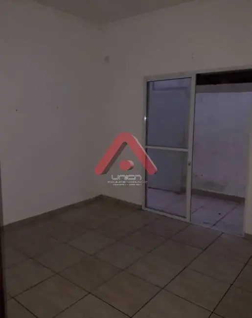 Foto 2 de Casa com 2 quartos à venda, 47m2 em Sítio do Campo, Praia Grande - SP