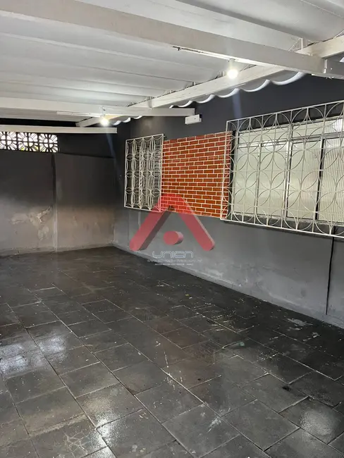 Casa com 2 quartos à venda, 193m2 em Vila Nova, Cubatao - SP - imagem 4 Foto 4 de Casa com 2 quartos à venda, 193m2 em Vila Nova, Cubatao - SP
