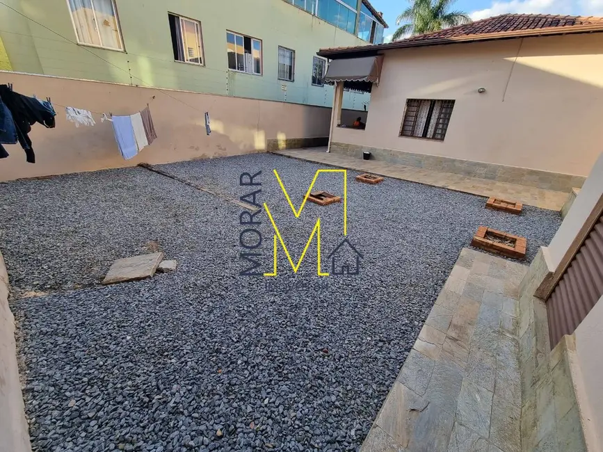 Foto 7 de Casa com 3 quartos à venda, 360m2 em Santa Amélia, Belo Horizonte - MG