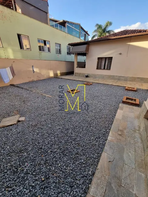 Foto 9 de Casa com 3 quartos à venda, 360m2 em Santa Amélia, Belo Horizonte - MG