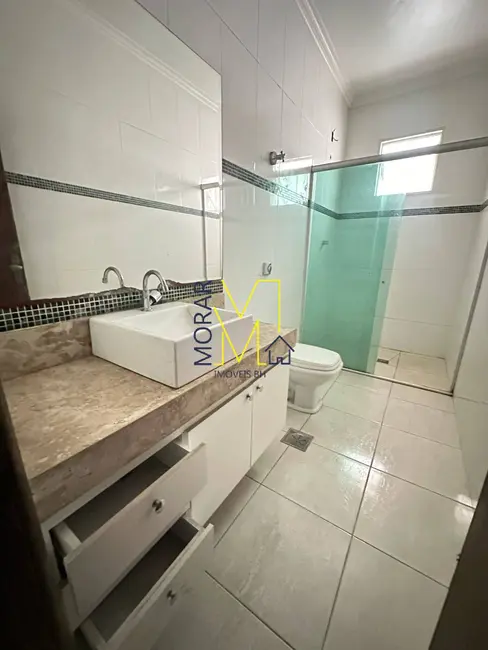 Casa com 3 quartos à venda, 447m2 em Santa Amélia, Belo Horizonte - MG - imagem 4 Foto 4 de Casa com 3 quartos à venda, 447m2 em Santa Amélia, Belo Horizonte - MG