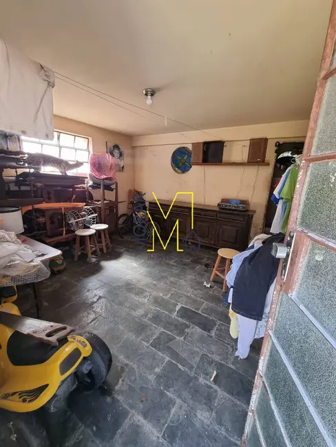 Casa com 3 quartos à venda, 360m2 em Santa Amélia, Belo Horizonte - MG - imagem 5 Foto 5 de Casa com 3 quartos à venda, 360m2 em Santa Amélia, Belo Horizonte - MG