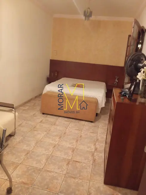 Casa com 4 quartos à venda, 360m2 em Belo Horizonte - MG - imagem 8 Foto 8 de Casa com 4 quartos à venda, 360m2 em Belo Horizonte - MG