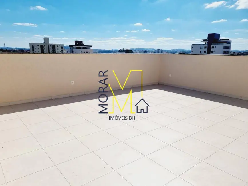 Cobertura com 3 quartos à venda, 160m2 em Heliópolis, Belo Horizonte - MG - imagem 3 Foto 3 de Cobertura com 3 quartos à venda, 160m2 em Heliópolis, Belo Horizonte - MG