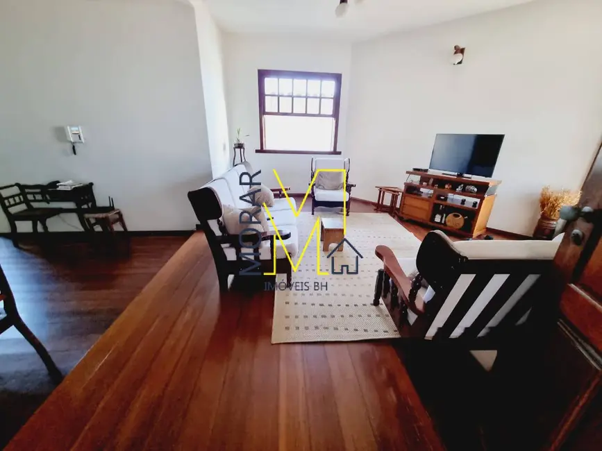 Casa com 4 quartos à venda, 360m2 em Belo Horizonte - MG - imagem 3 Foto 3 de Casa com 4 quartos à venda, 360m2 em Belo Horizonte - MG
