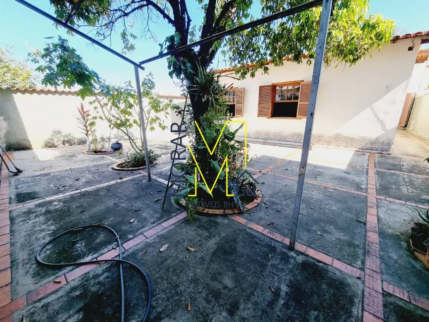 Casa com 4 quartos à venda, 360m2 em Belo Horizonte - MG - imagem 6 Foto 6 de Casa com 4 quartos à venda, 360m2 em Belo Horizonte - MG