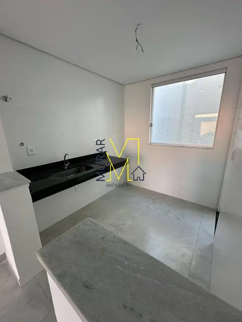 Foto 3 de Casa com 2 quartos à venda, 112m2 em Planalto, Belo Horizonte - MG