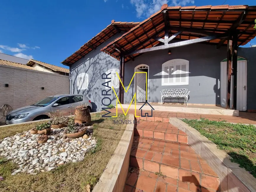Foto 1 de Casa com 3 quartos à venda, 176m2 em Santa Amélia, Belo Horizonte - MG