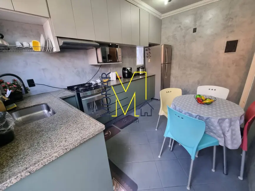 Casa com 3 quartos à venda, 176m2 em Santa Amélia, Belo Horizonte - MG - imagem 8 Foto 8 de Casa com 3 quartos à venda, 176m2 em Santa Amélia, Belo Horizonte - MG